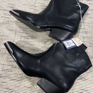 Women's Henley Ankle Western Boots - Universal Thread Black 10 NWT